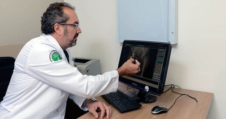 Ortopedista em BH - Dr. Leandro Vaz - Ortopedia e cirurgia do quadril